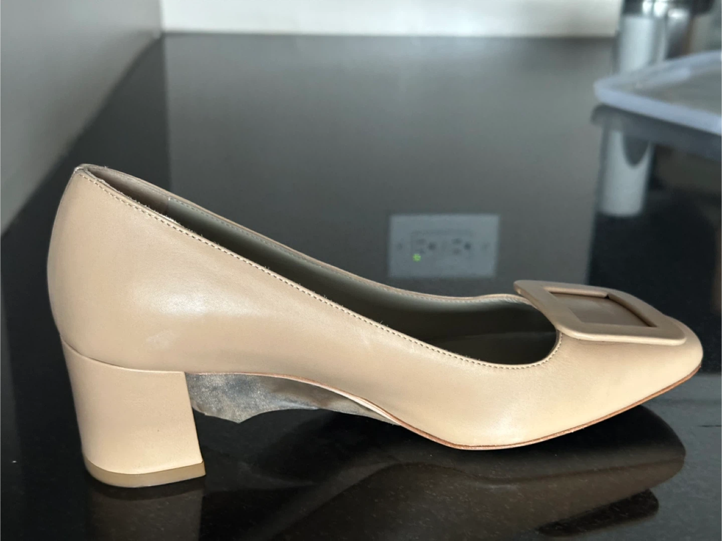Geppy Roma Beige Heels - Size 6.5