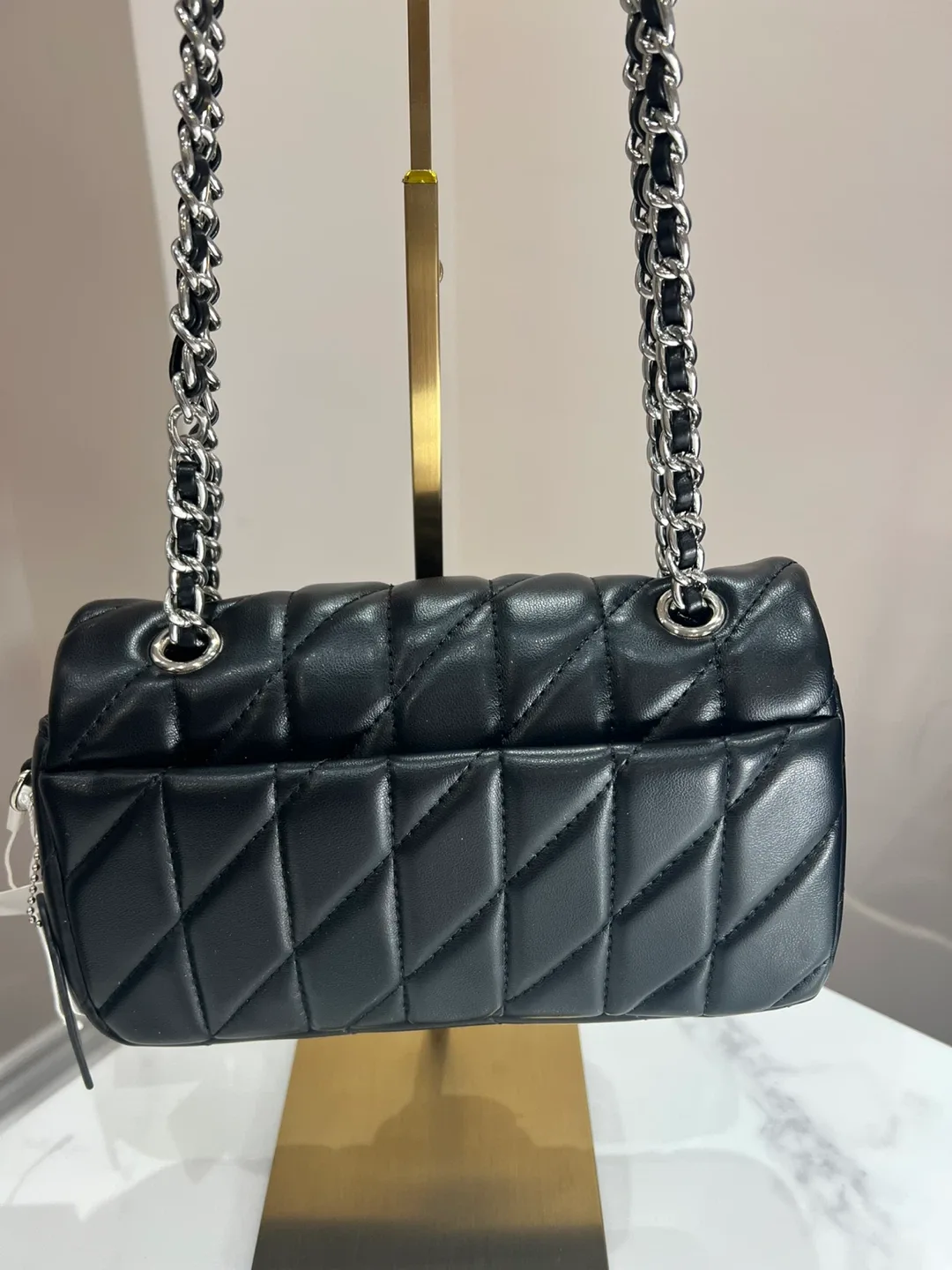 Black coach Tabby purse image indicator(5)