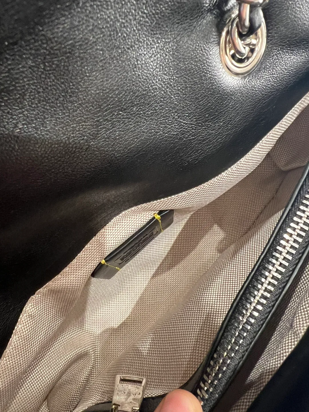 Black coach Tabby purse image indicator(6)