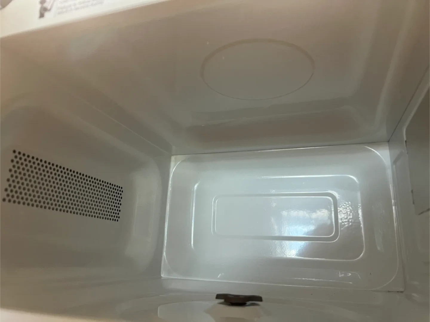 Hamilton Beach 0.7 cu ft Microwave - White image indicator(4)