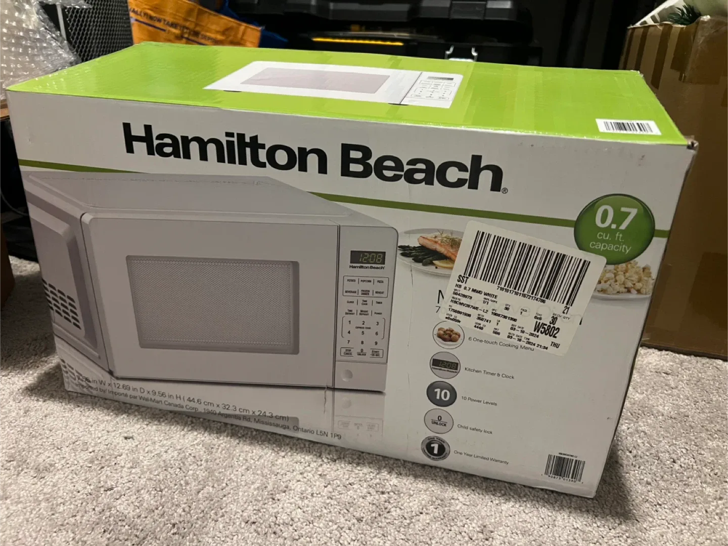 Hamilton Beach 0.7 cu ft Microwave - White image indicator(2)