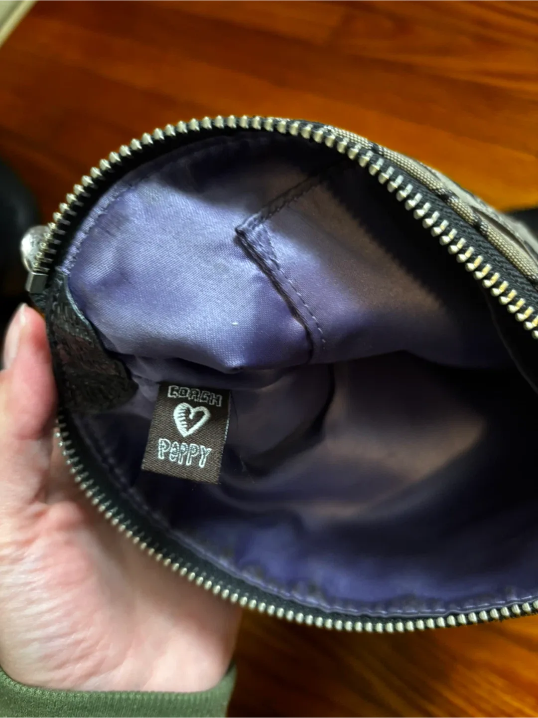 Vintage Coach Poppy Crossbody- Black image indicator(6)