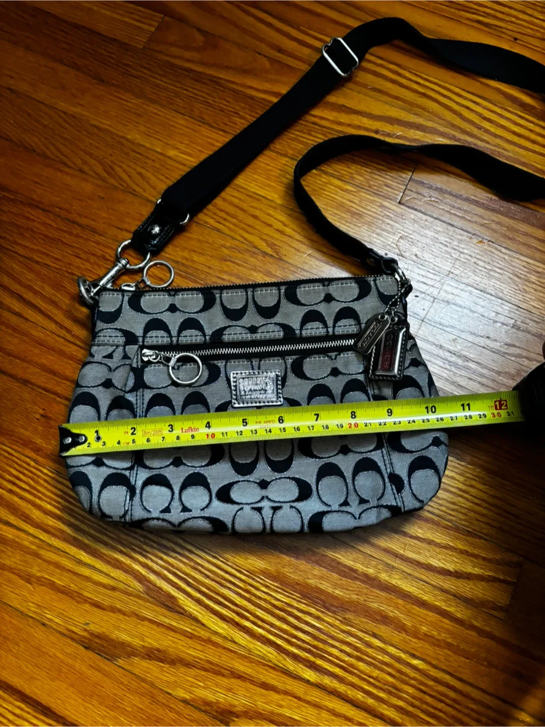 Vintage Coach Poppy Crossbody- Black image indicator(3)