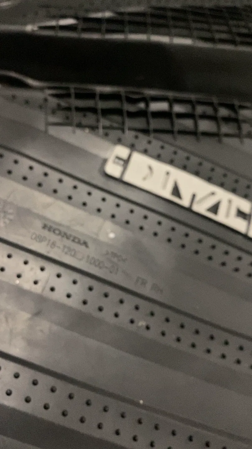 Honda Civic Floor Mats image indicator(3)