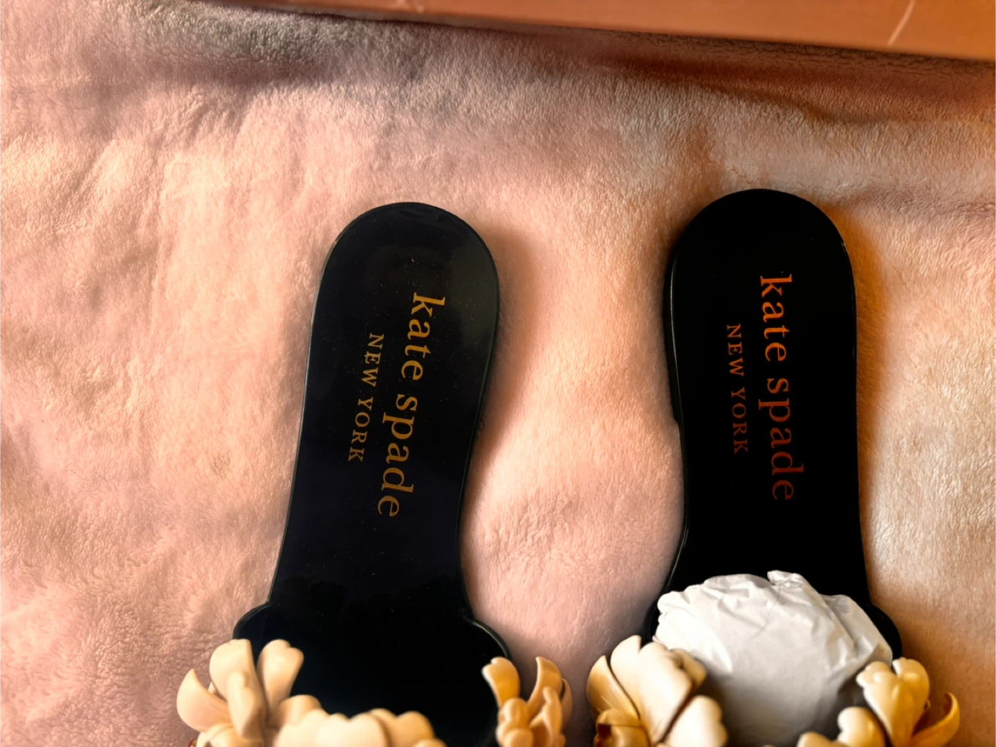 Kate Spade Black Floral Sandals - photo 3