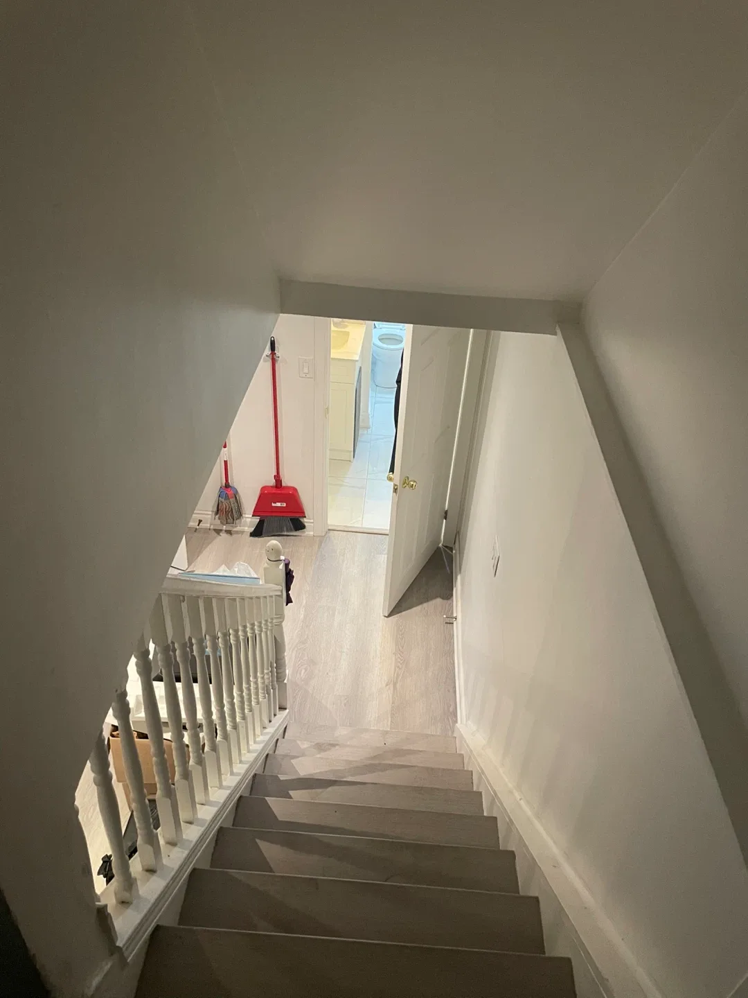 1 Bed 1 Bath Basement image indicator(2)