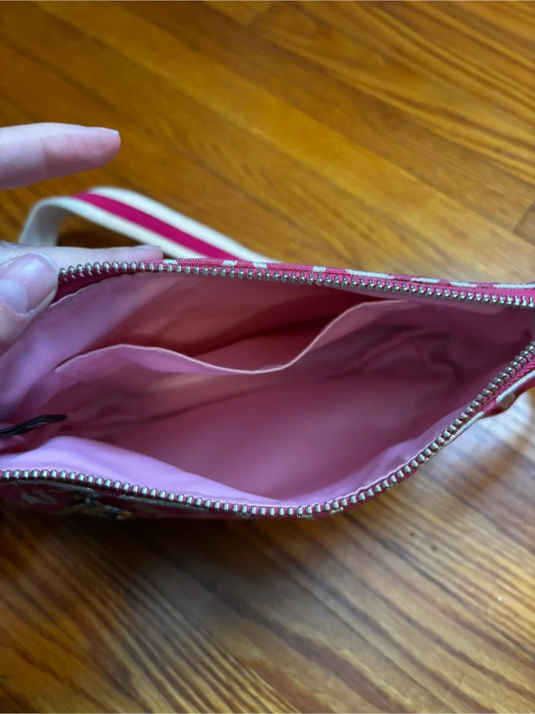 Vintage Coach Poppy Crossbody - Pink image indicator(5)