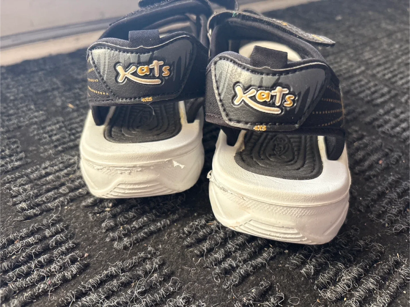 Kids' Black & Gold Sandals, Size 4 image indicator(3)