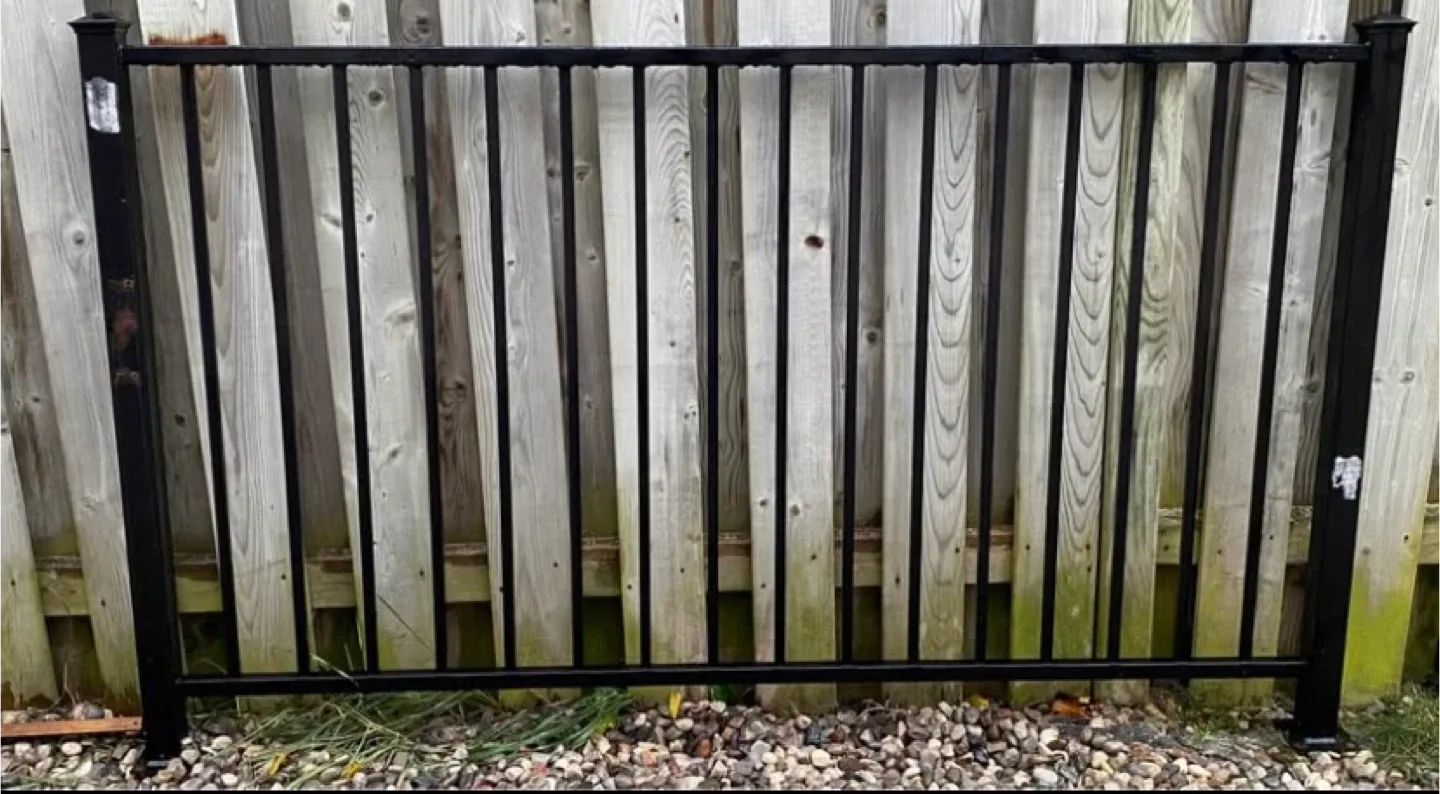 Exterior Aluminum Railings image indicator(4)
