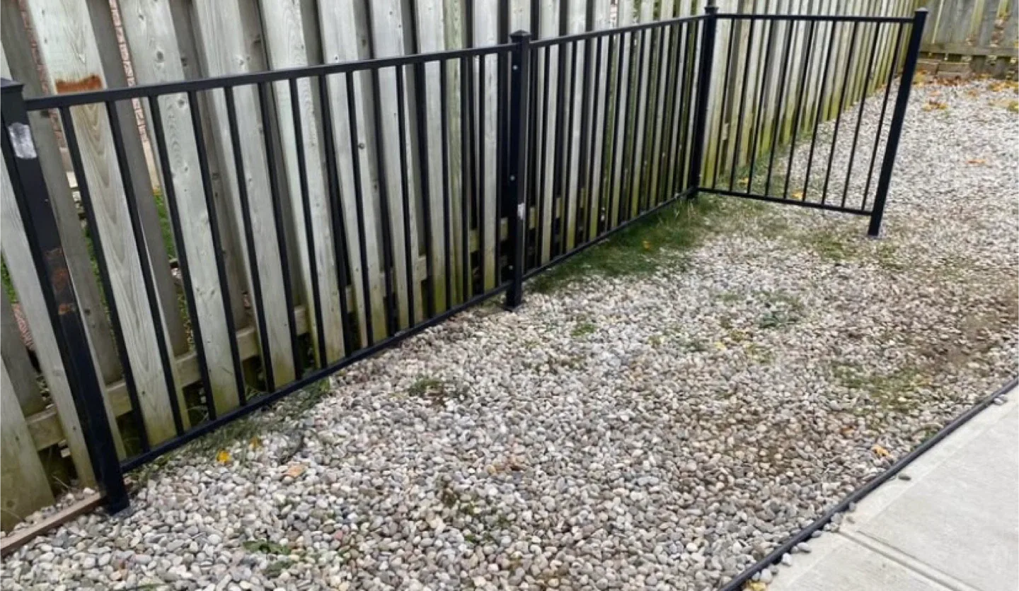 Exterior Aluminum Railings image indicator(3)