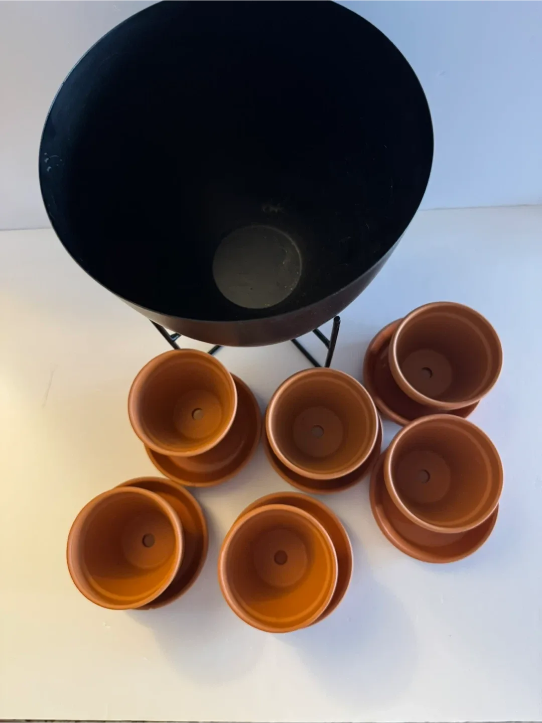 Plant Pots & Metal Stand image indicator(4)