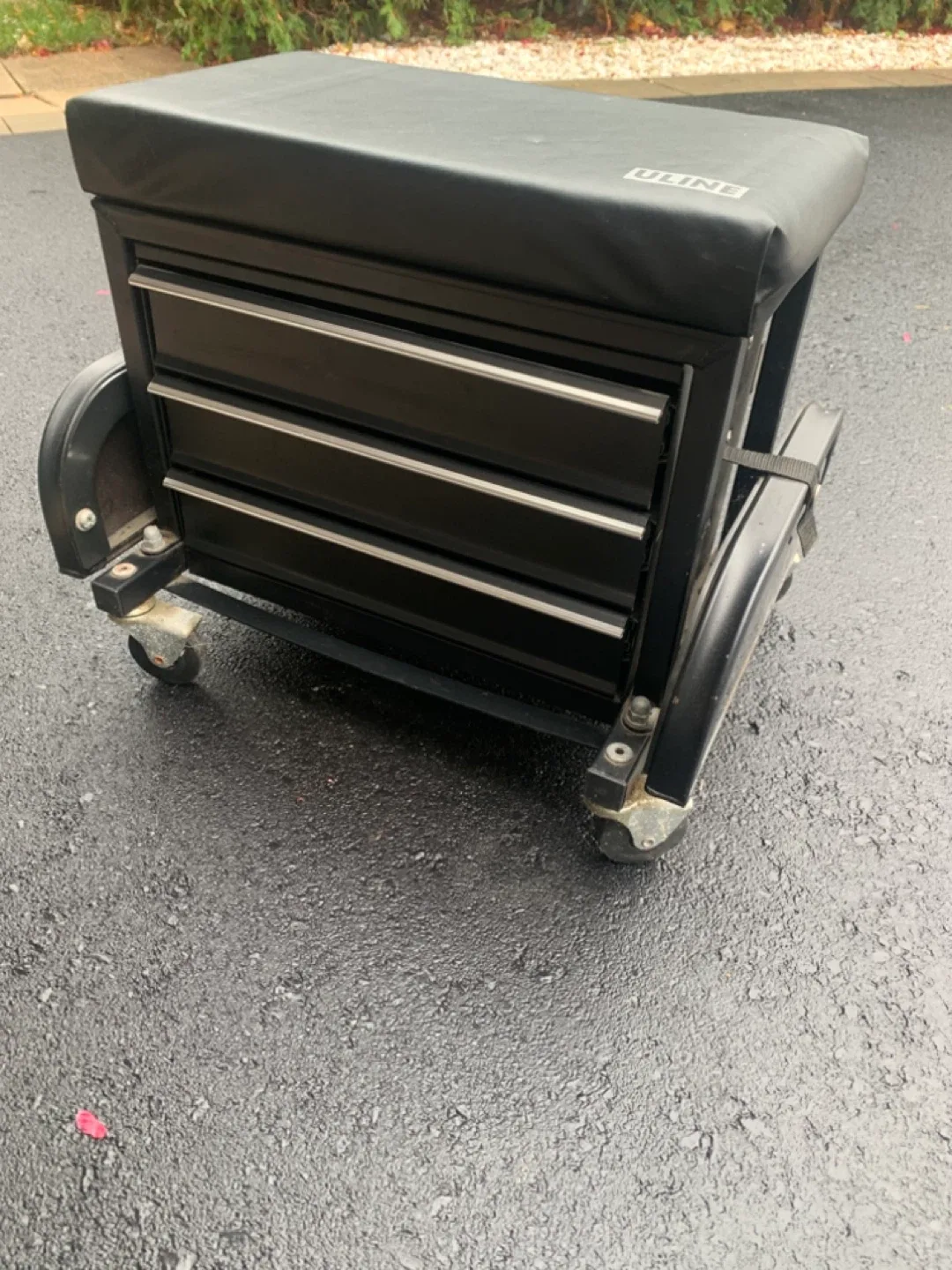 Rolling tool chest with seat image indicator(3)