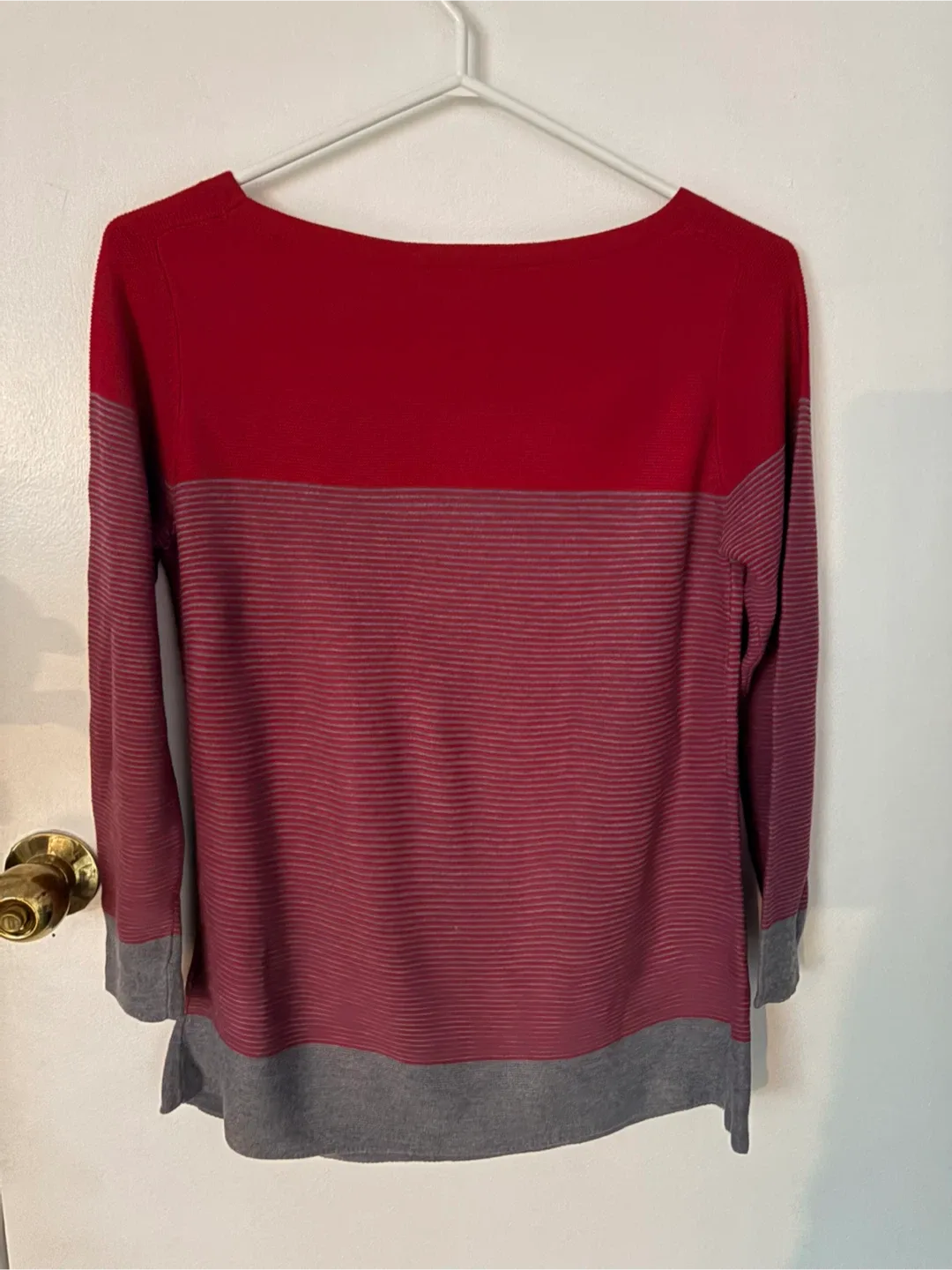 Laura Petites XS Red Sweater image indicator(2)