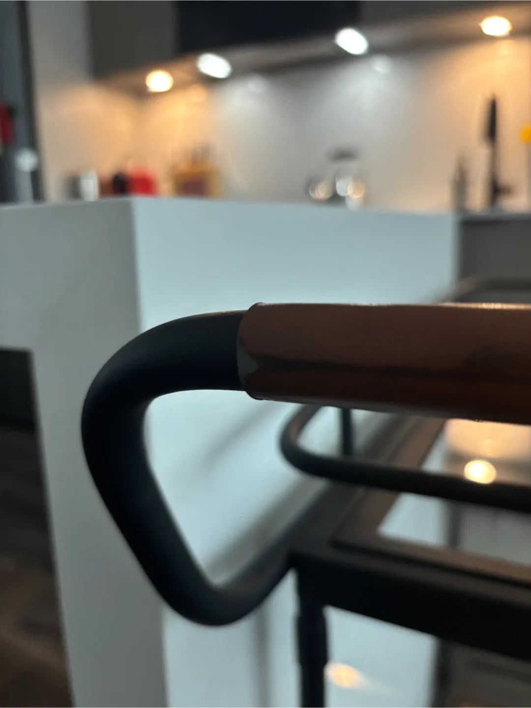 Black Metal & Glass Bar Cart image indicator(4)