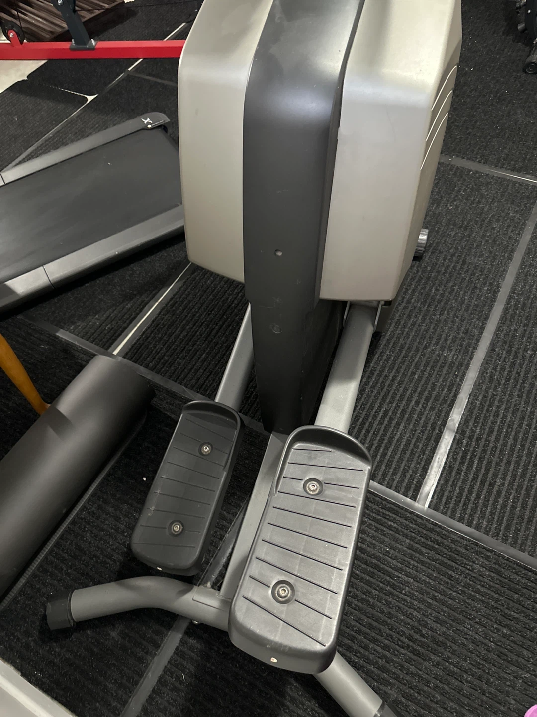 Diamondback Fitness 300 Series Elliptical - photo 3