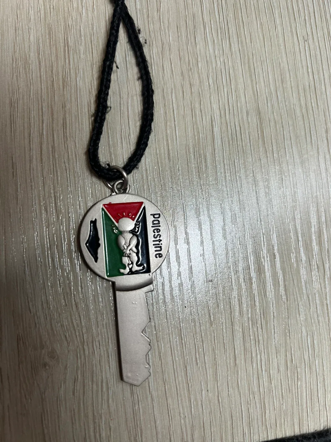 Palestine Key Necklace image indicator(2)