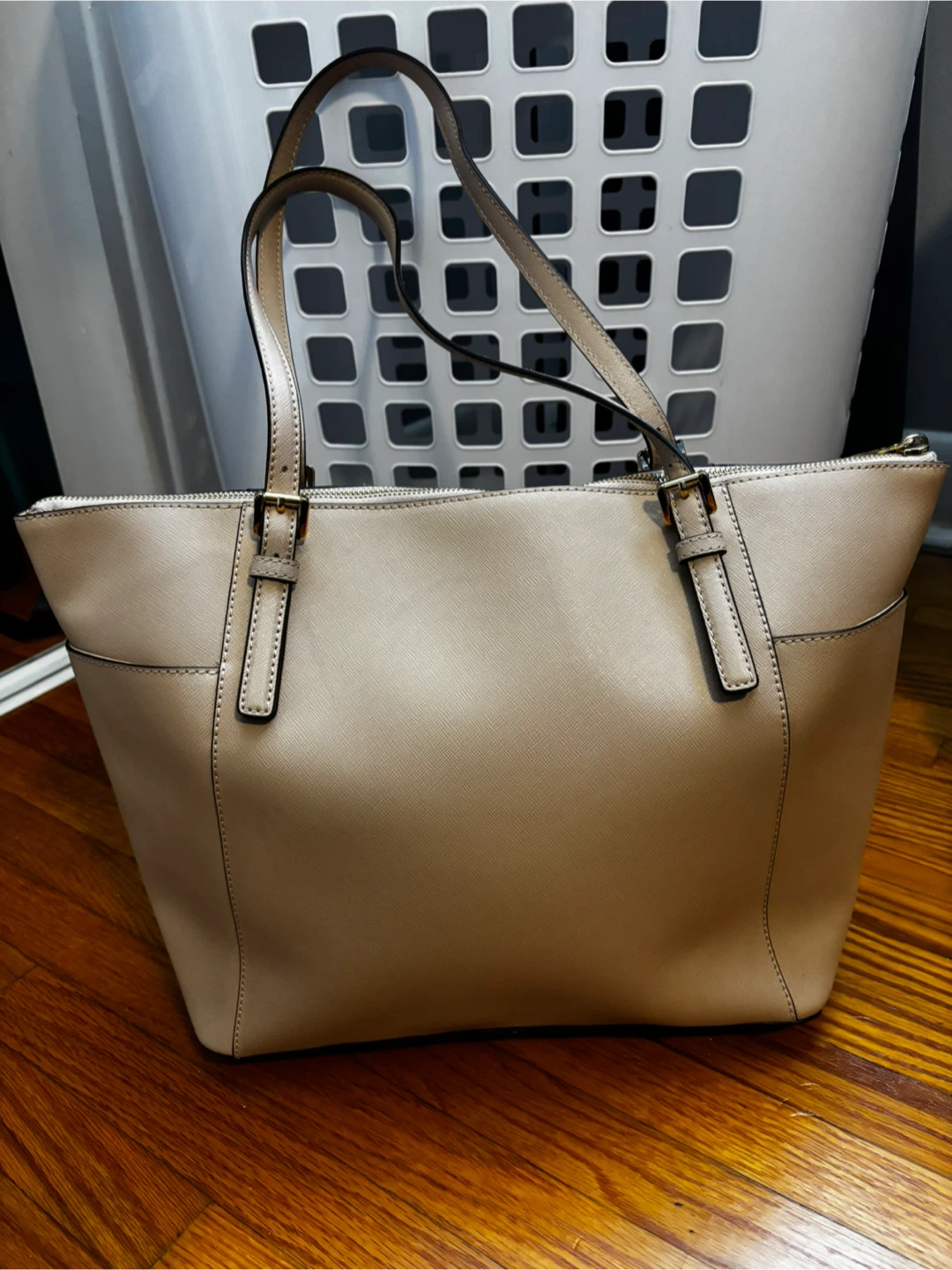 Michael Kors Black Tote Bag - Cream - photo 2