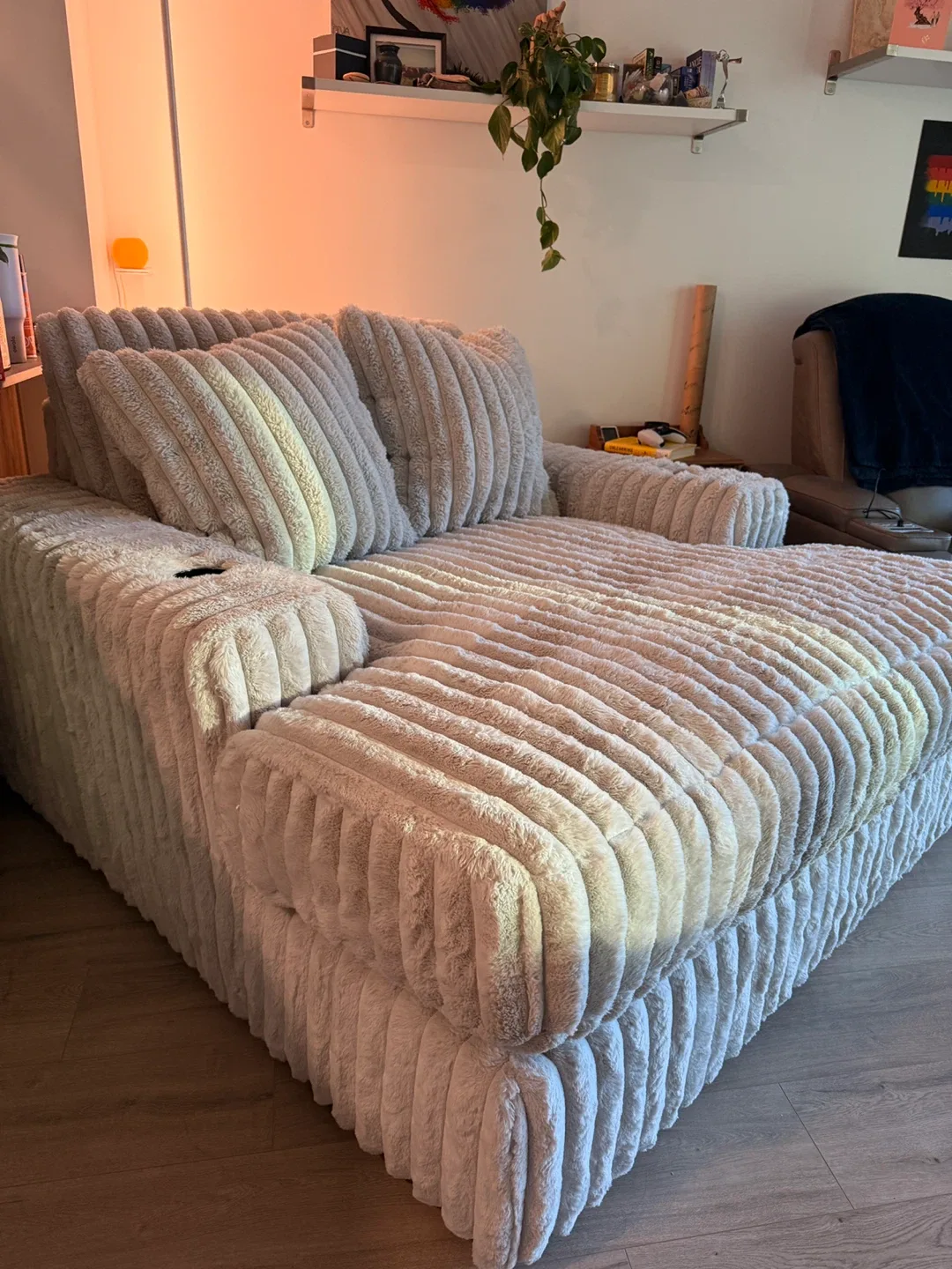 Ashley Stupendous Chaise image indicator(3)