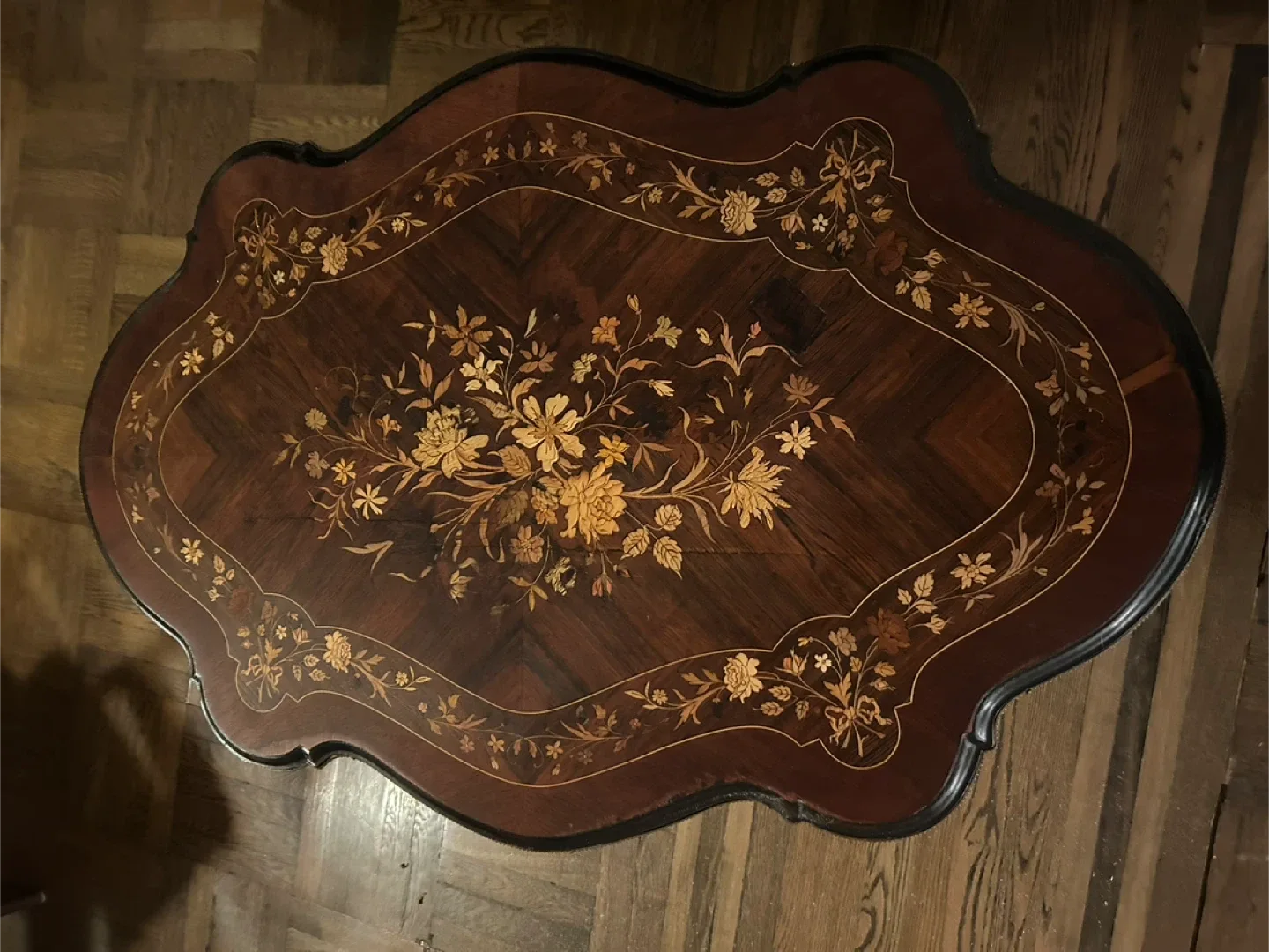 Vintage Floral Inlay Accent Table image indicator(6)