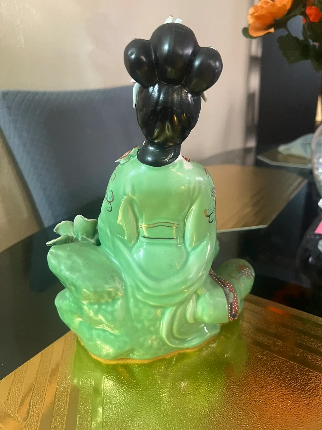 Vintage Asian Lady Figurine in Green image indicator(2)