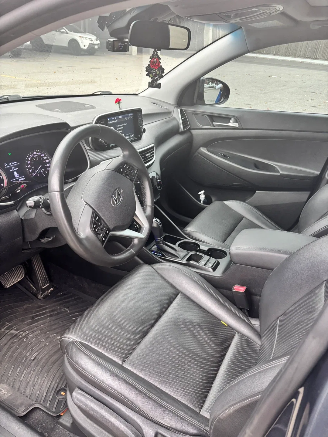 Hyundai Tucson 2020 - Grey SUV image indicator(7)