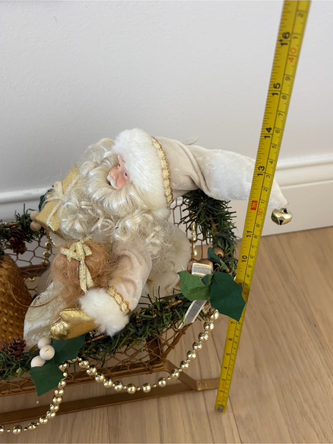 Christmas Sleigh with Santa and Tree - photo 5