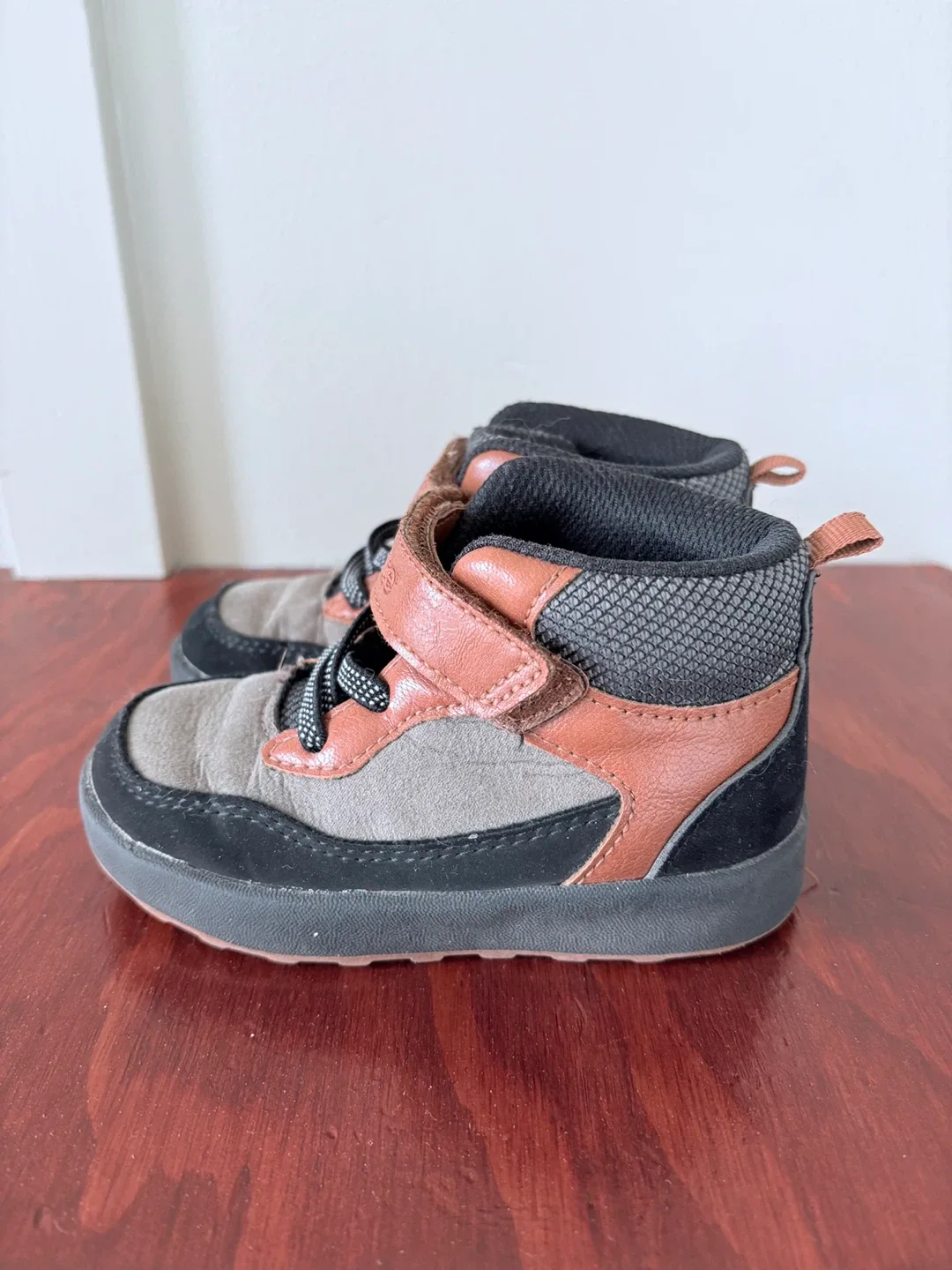 Stride Rite Toddler Boots Size 7 image indicator(2)