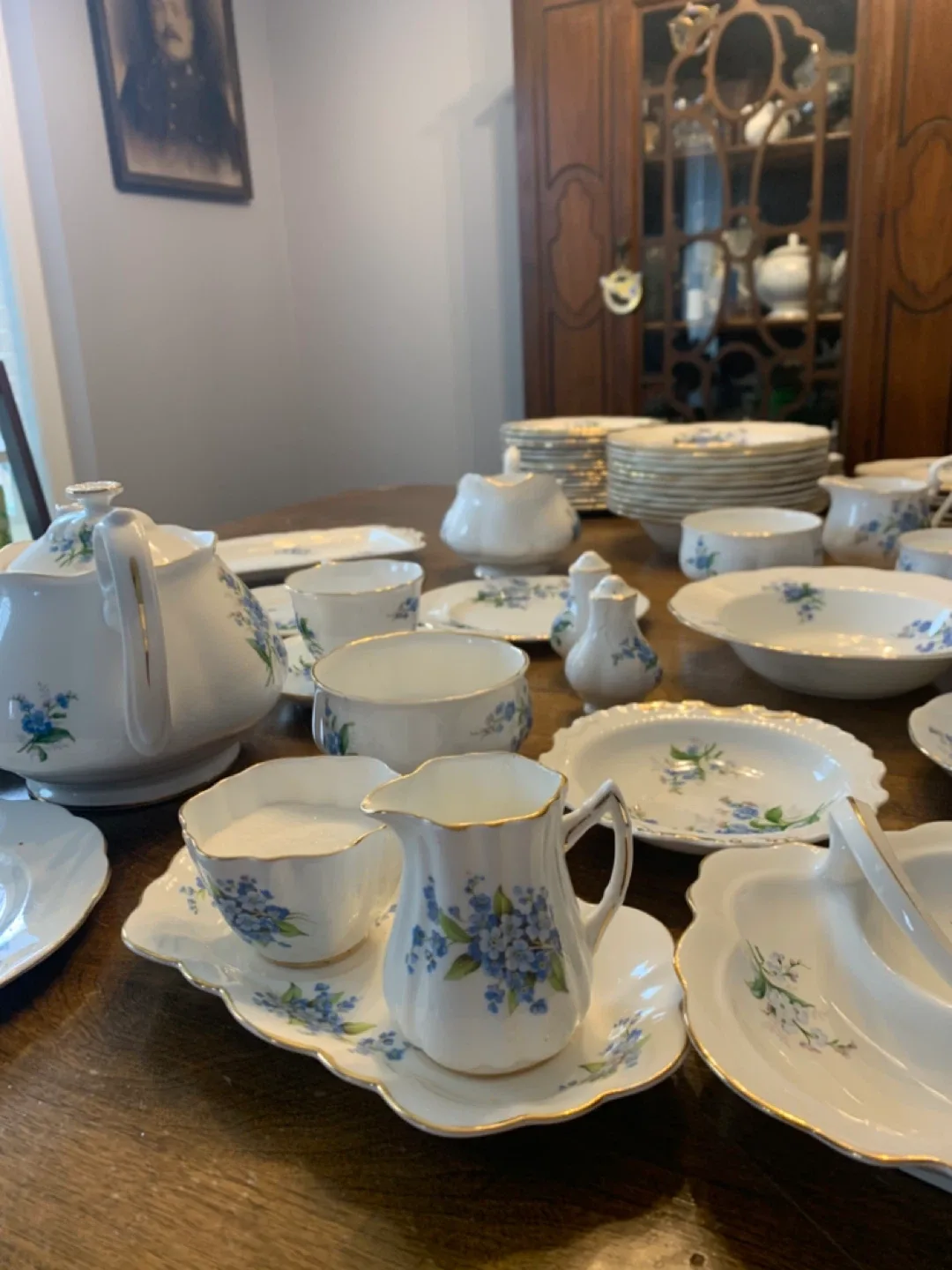 Royal Albert Forget-Me-Not Bone China image indicator(4)