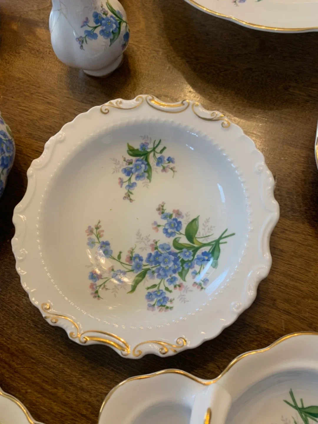 Royal Albert Forget-Me-Not Bone China image indicator(5)