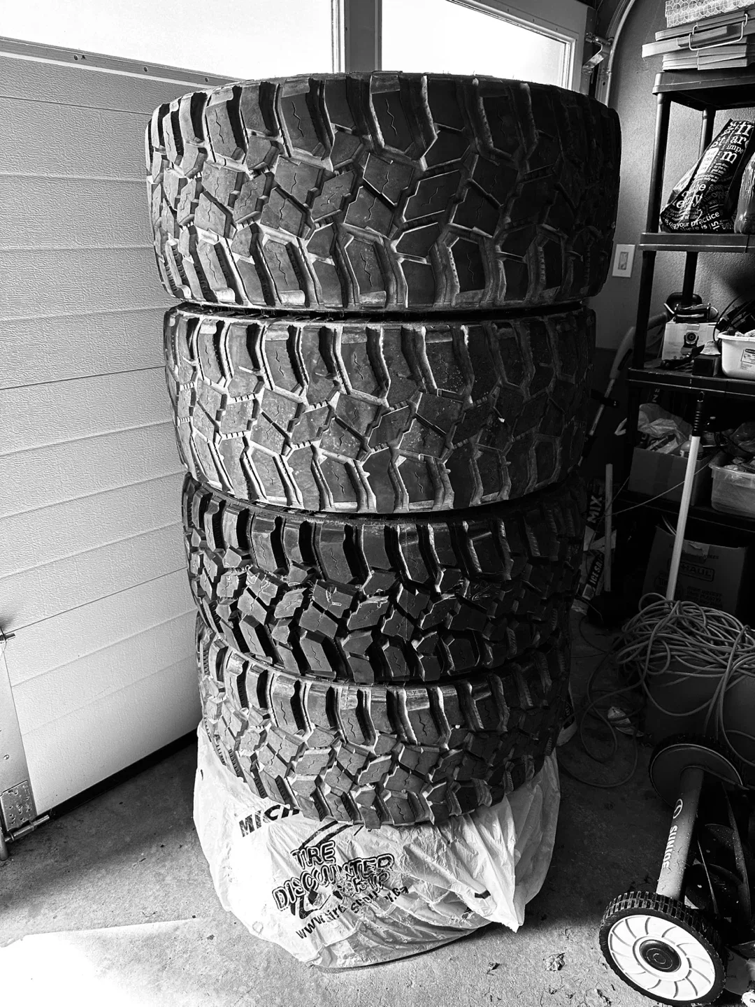 Cooper Discoverer STT PRO All Season Tires image indicator(5)