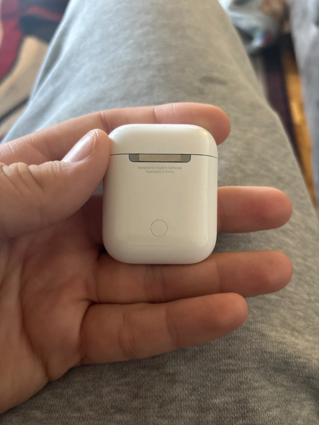Apple AirPods Charging Case - Used - photo 3