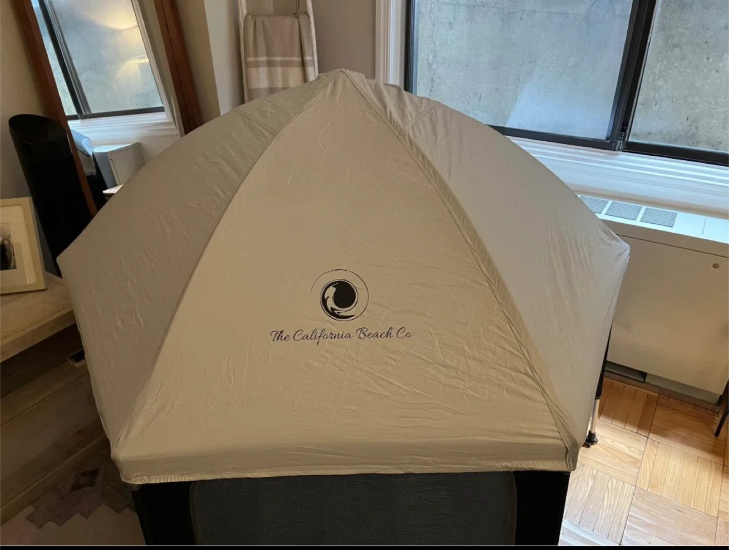 California Beach Co. Pop N' Go Playpen image indicator(4)