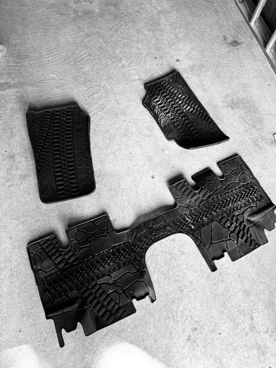 Jeep Wrangler JK All Weather Floor Mats image indicator(6)