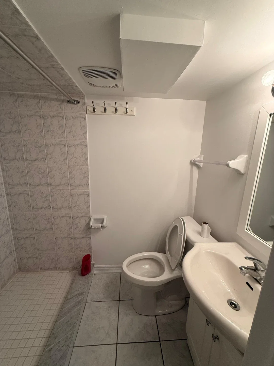 3 bedroom basement image indicator(9)