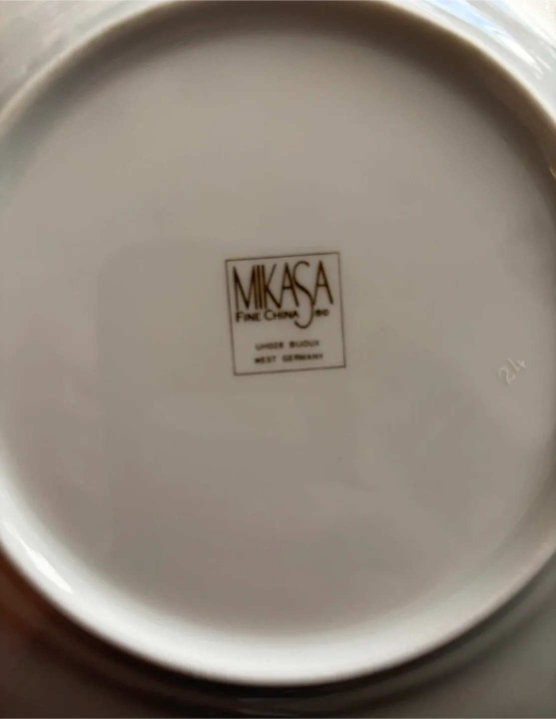 Mikasa Fine China Set (4) - UH028 BIJOUX Dinner & Appetizer image indicator(2)