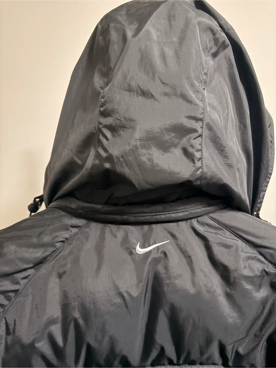 Nike Black Puffer Jacket Size - Large 12-14 image indicator(4)