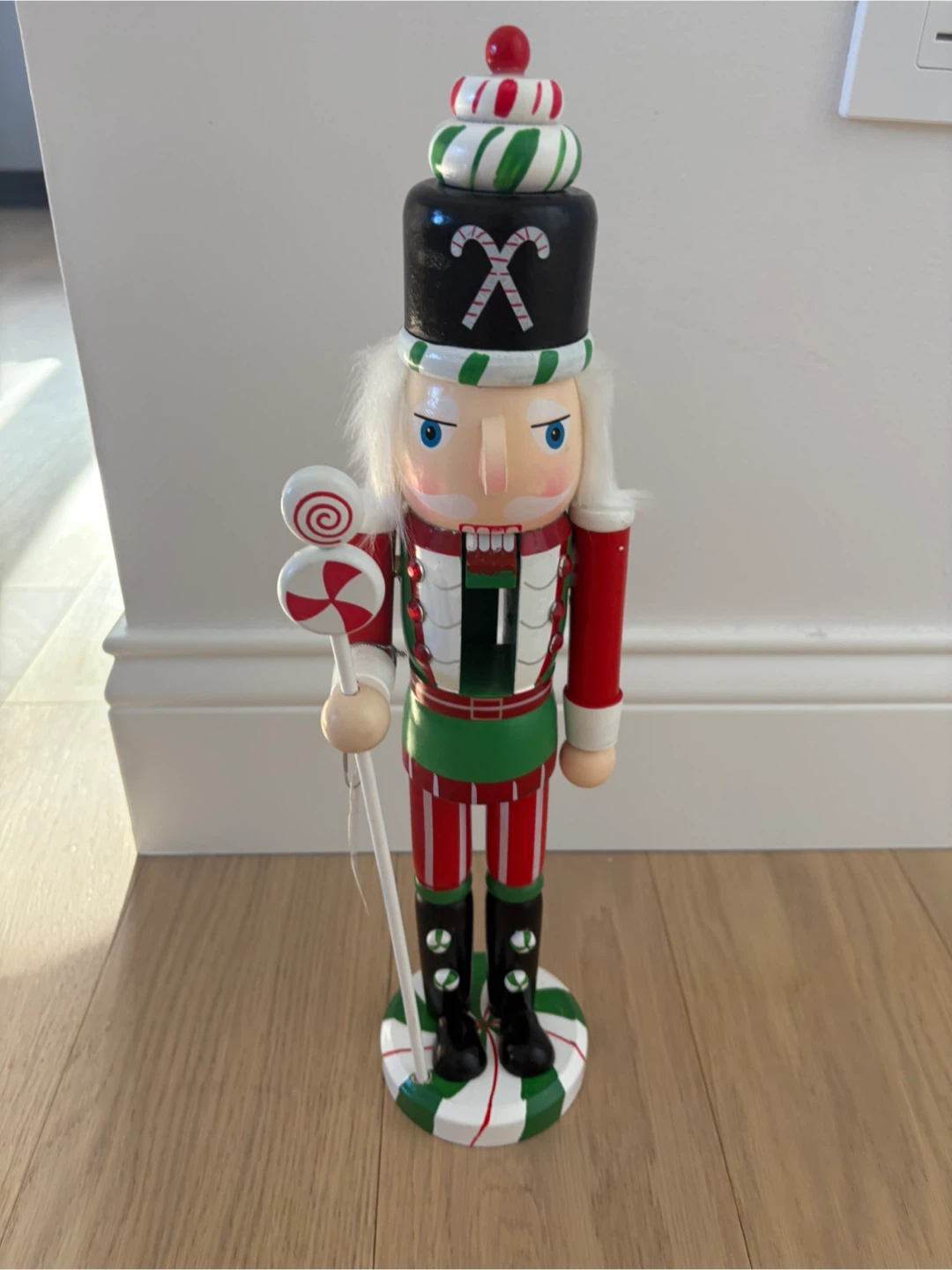 Holiday Home Decor Nutcracker