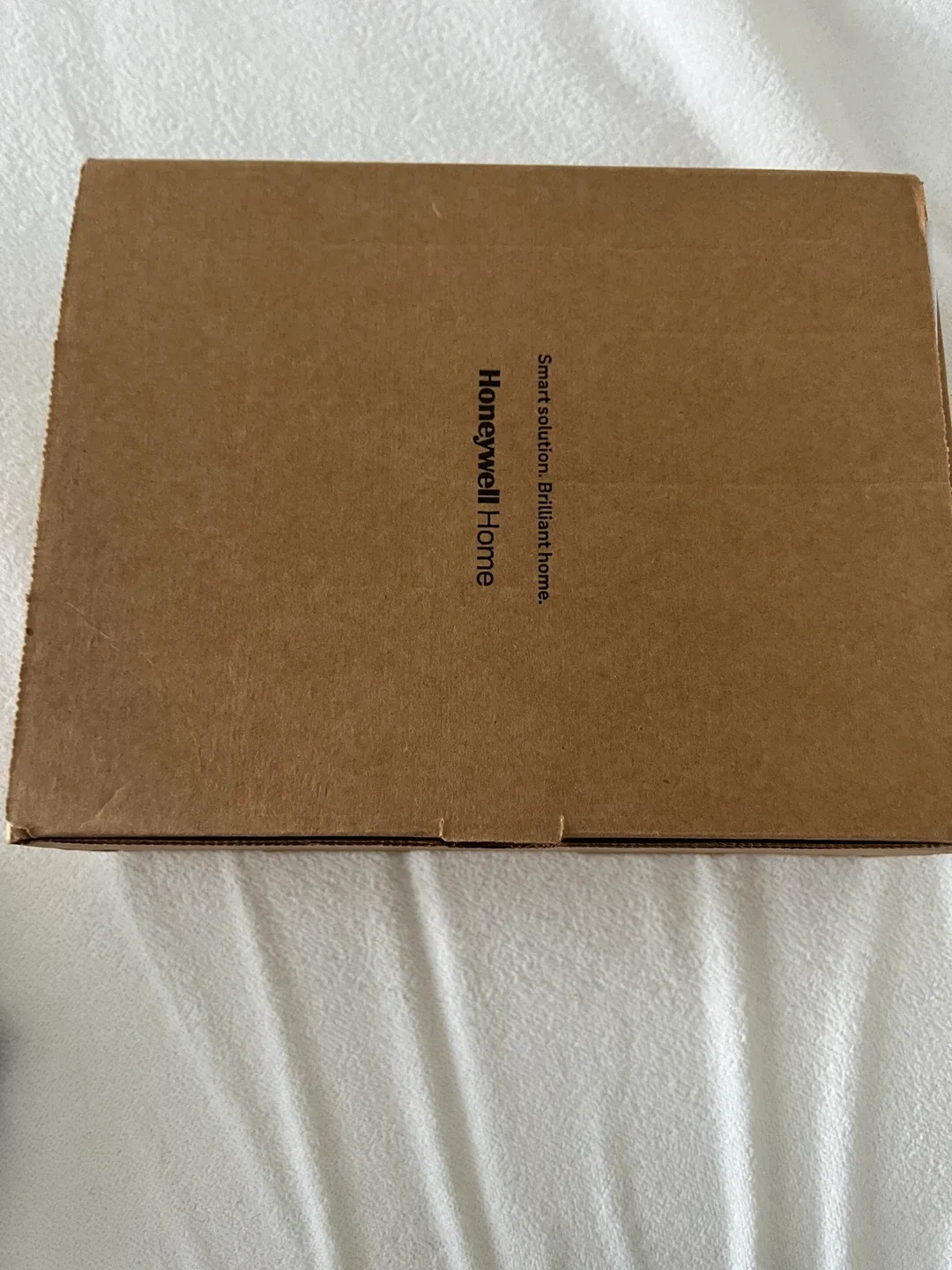 Honeywell Home T4 Programmable Thermostat - Brand New! image indicator(4)