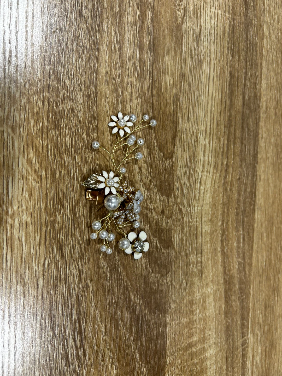 Hair Accessories: Pearl & Crystal Hair Vine and Combs - photo 3