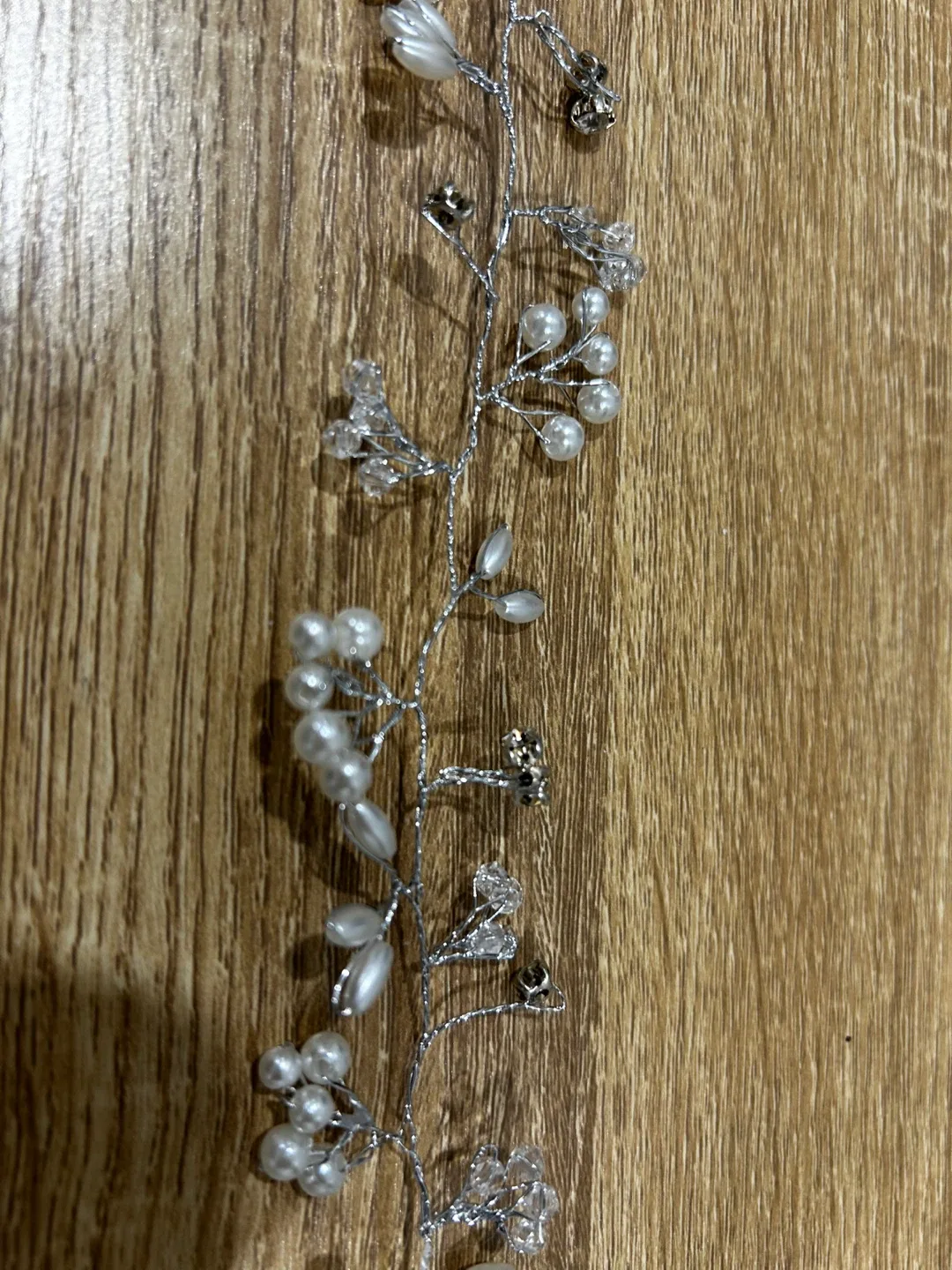 Hair Accessories: Pearl & Crystal Hair Vine and Combs image indicator(4)