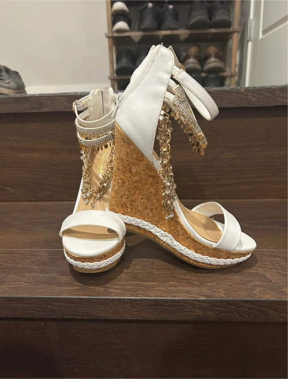 Pomeline White Wedge Sandals - Size 6.5