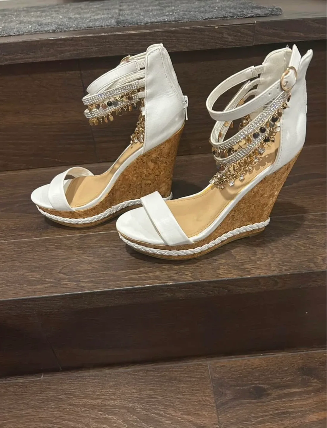 Pomeline White Wedge Sandals - Size 6.5 image indicator(2)