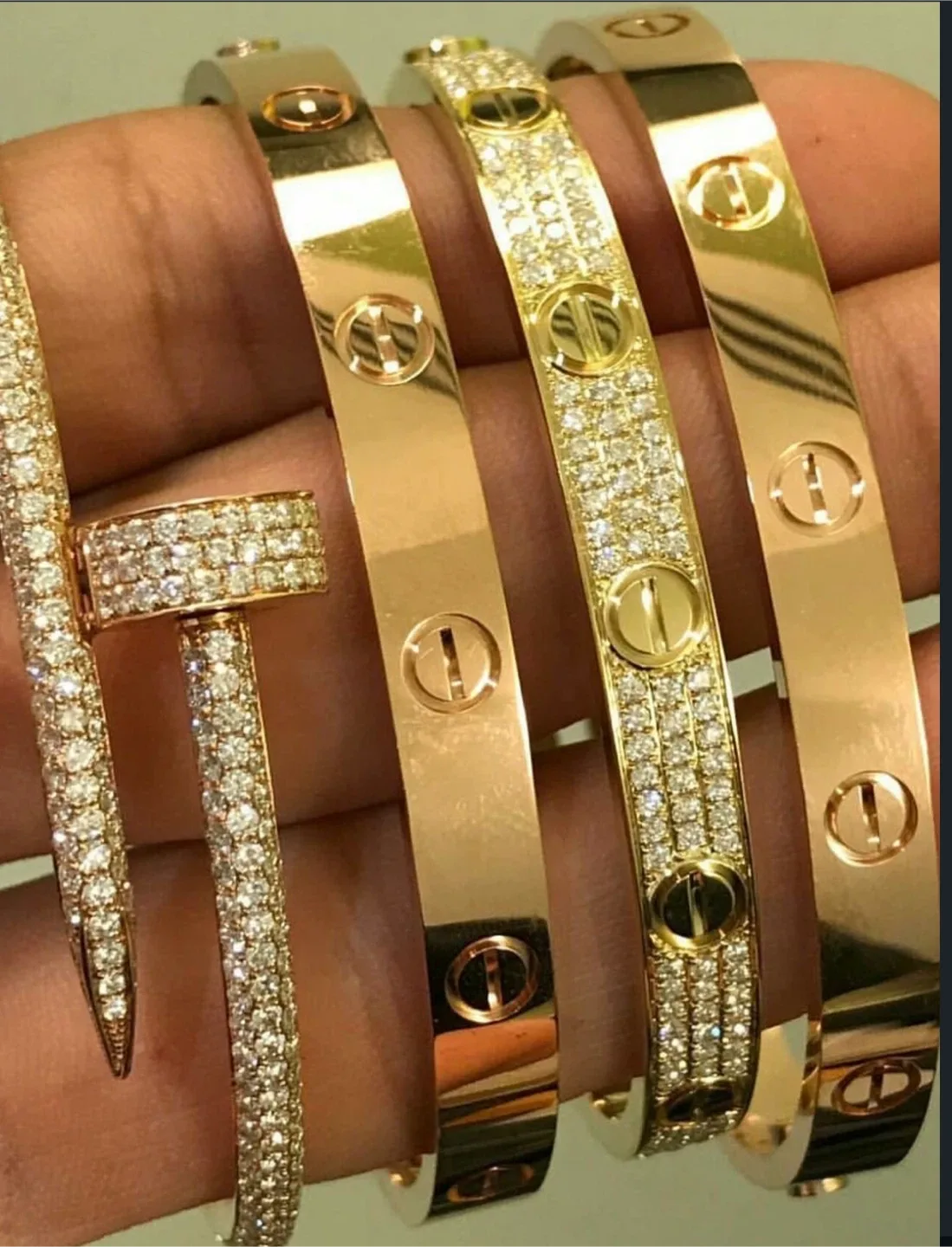 Gold filled love Bracelets image indicator(6)