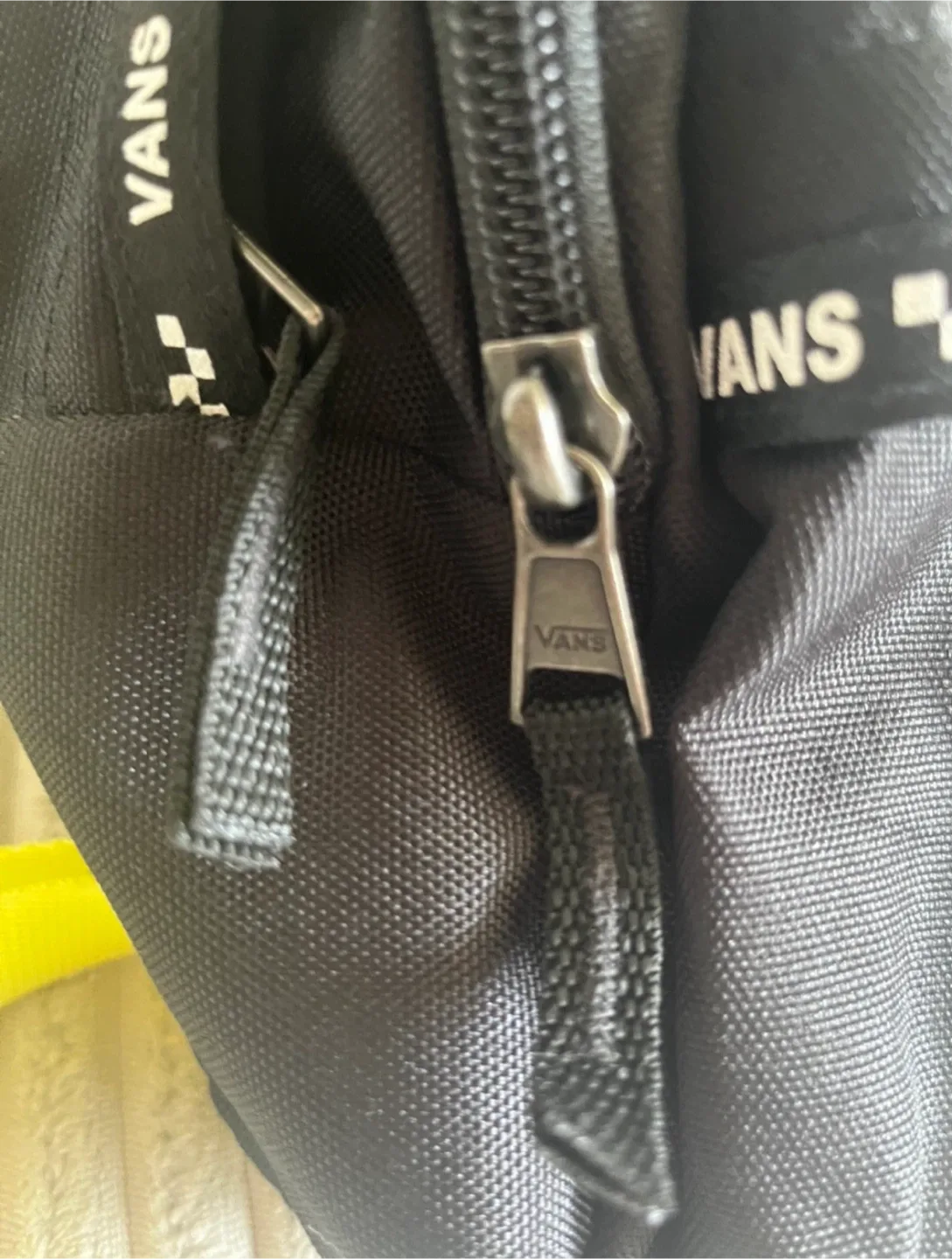 Vans Mini Backpack – Neon Yellow Accents image indicator(3)