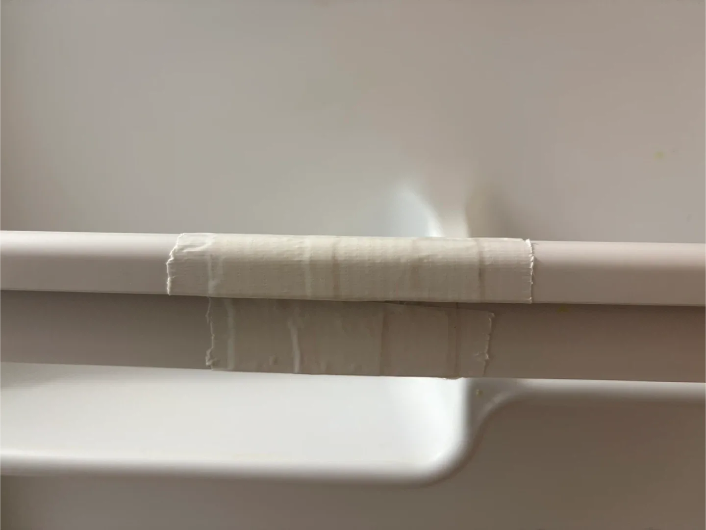 Frigidaire Top Freezer Refrigerator - Silver image indicator(5)