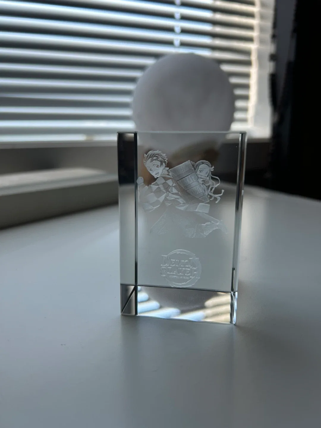 Demon Slayer Crystal Light with Base image indicator(2)