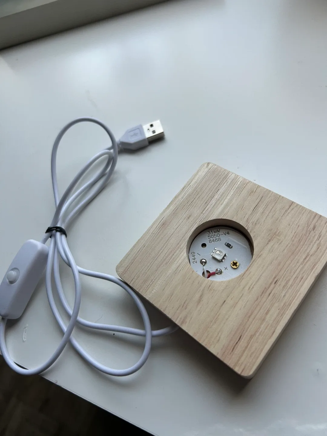 Demon Slayer Crystal Light with Base image indicator(3)