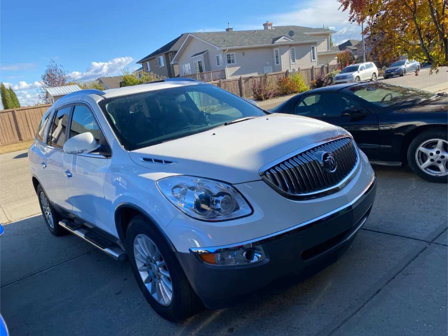 Buick Enclave SUV image indicator(10)