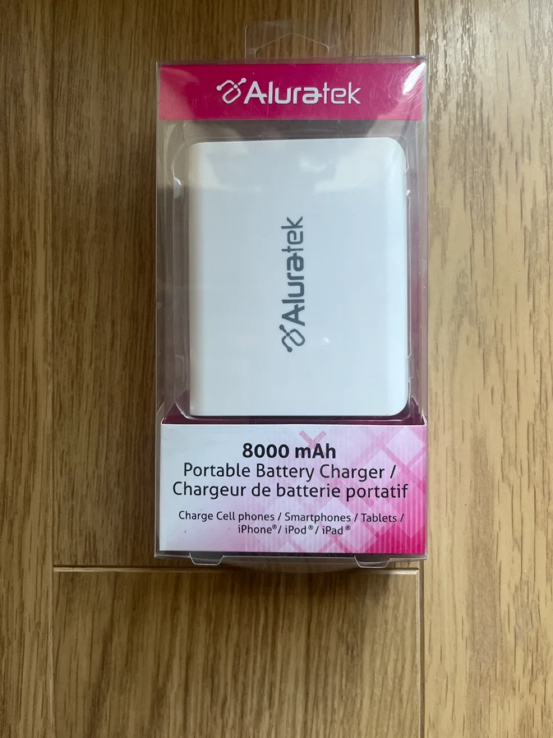 New Aluratek 8000 mAh Portable Battery Charger thumbnail