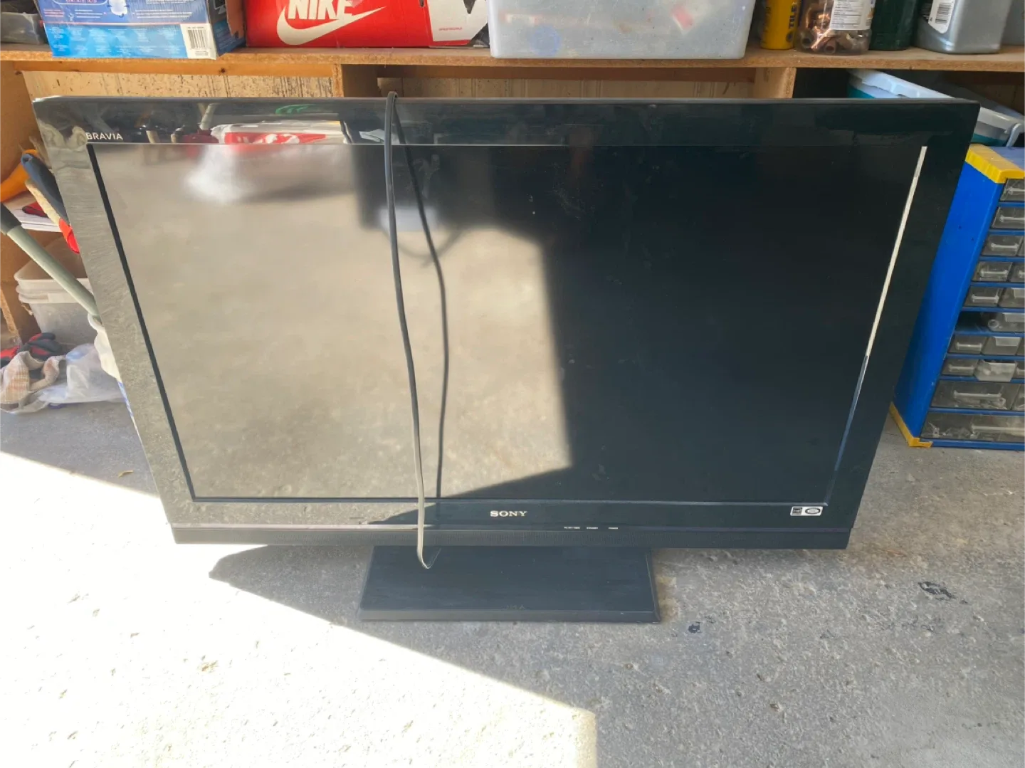 Sony Bravia TV 40 inch $30 OBO